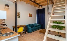 Giorgi'S Apartment